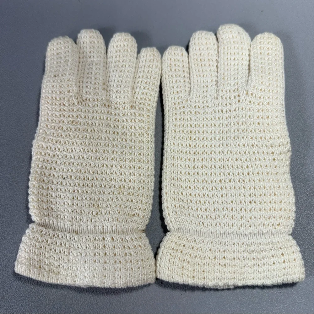 Vintage Women's Cream Woven Wool and Cotton Gloves